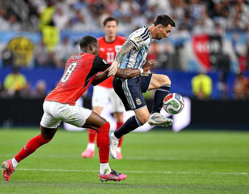 Messi schreibt Geschichte: Argentinien besiegt &Ouml;sterreich 2:0 und knackt WM-Torrekord