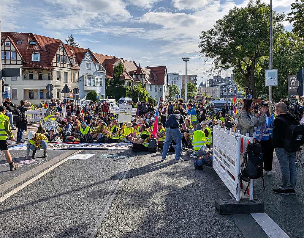 Erfurt zieht positive Bilanz nach AfD-Parteitag – trotz massiver Proteste