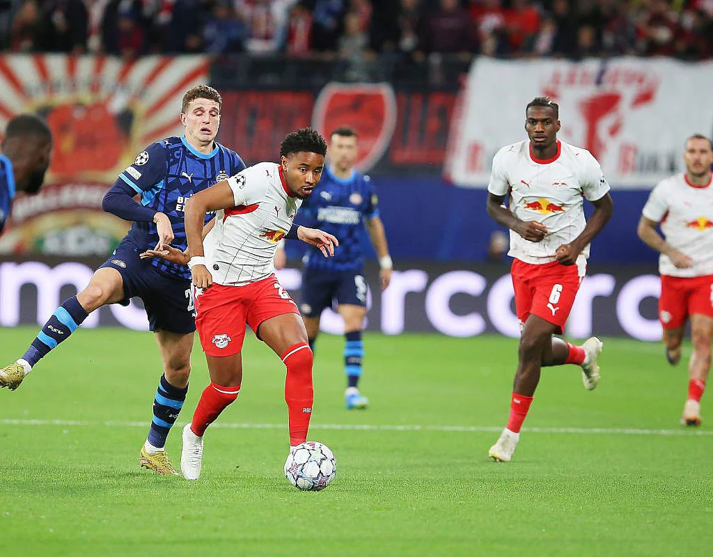 Champions League: Leipzig besiegt Eindhoven, Bayern erk&auml;mpft sich Remis gegen Viking